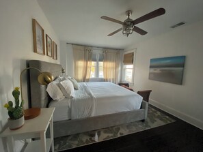 4 室のベッドルーム、アイロン / アイロン台、WiFi、ベッドシーツ