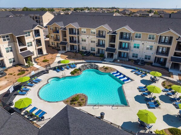 Exterior - Landing New Braunfels (New Braunfels)