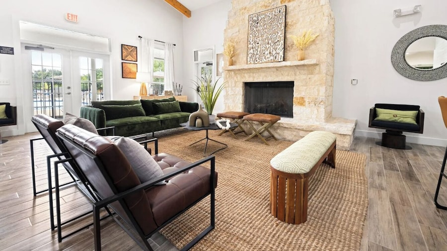 Landing Furnished Apartments Westover Hills