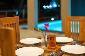 Restaurant - Queens Mount view Kandy (Kandy)