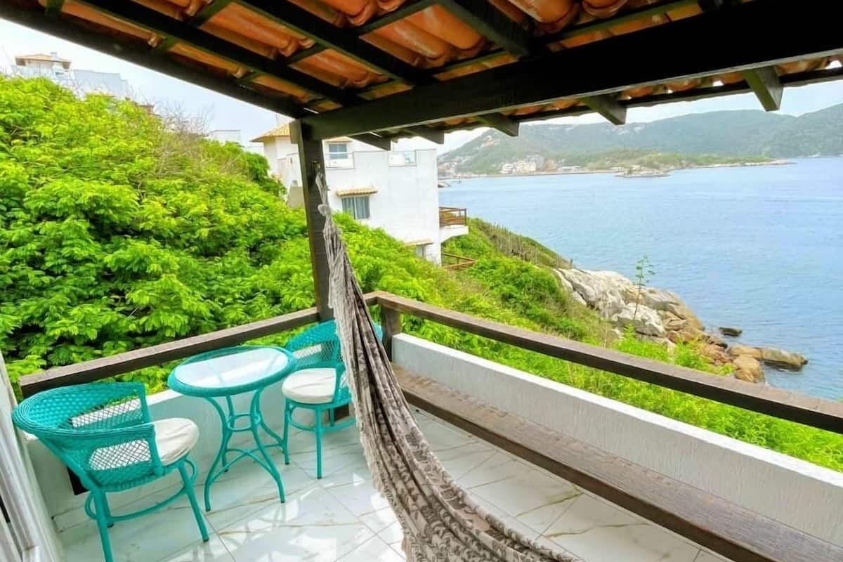 Basic Triple Room, Balcony, Sea View | Free WiFi, bed sheets