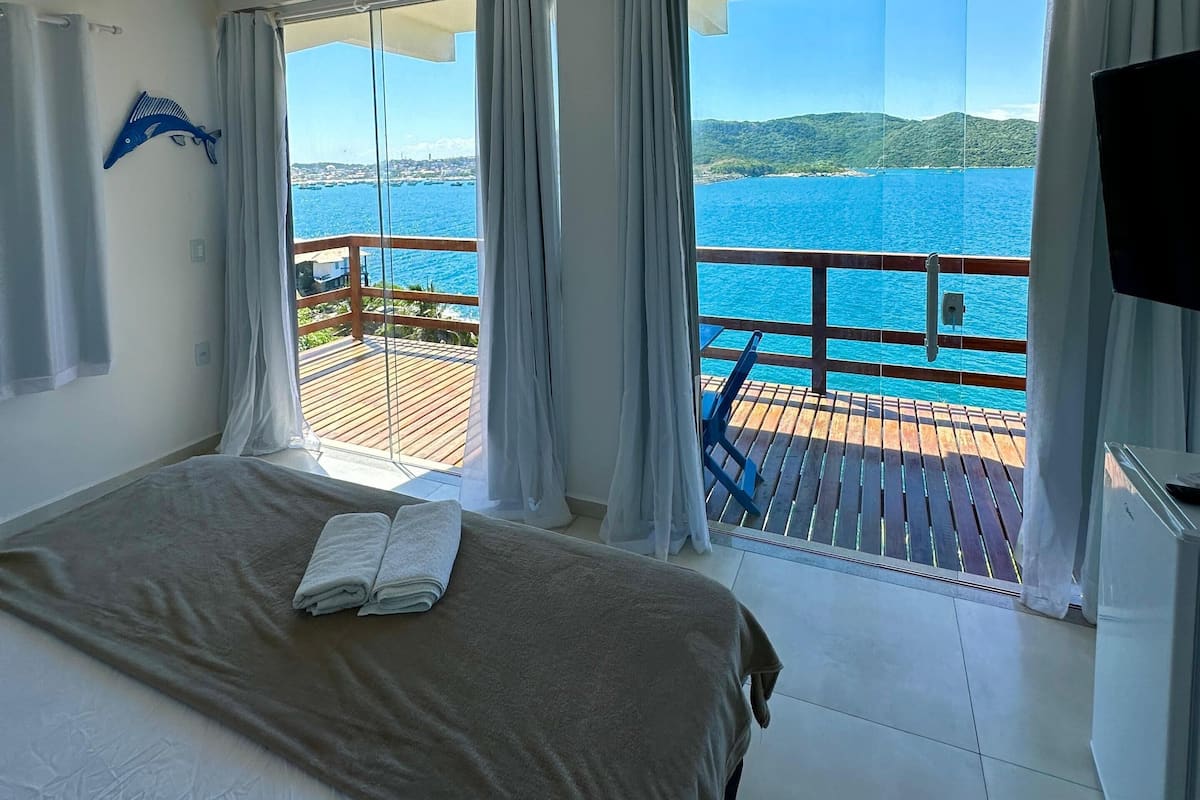 Elite fyrbäddsrum | Gratis wi-fi och sängkläder