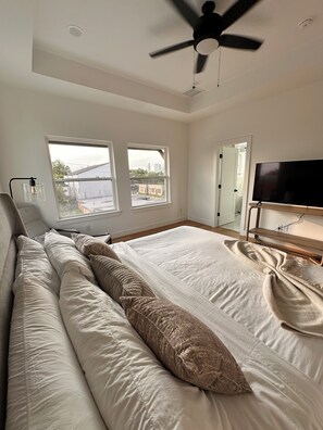 3 Schlafzimmer, Bügeleisen/Bügelbrett, WLAN, Bettwäsche