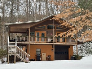 Exterior - Family Friendly Cabin- Franklin, Highlands, Smoky Mountains (Franklin)