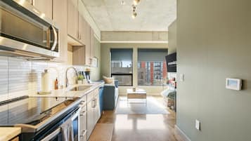 Apartment (0 Bedroom) | Property amenity