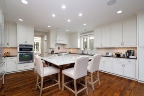 Villa (6 Bedrooms) | Property amenity - Dean Parkway Estate (Minneapolis)