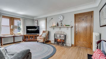 House (3 Bedrooms) | Property amenity
