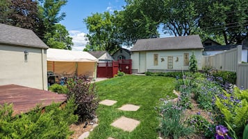 House (3 Bedrooms) | Property amenity