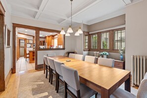 Villa (4 Bedrooms) | Property amenity - Harriet House (Minneapolis)