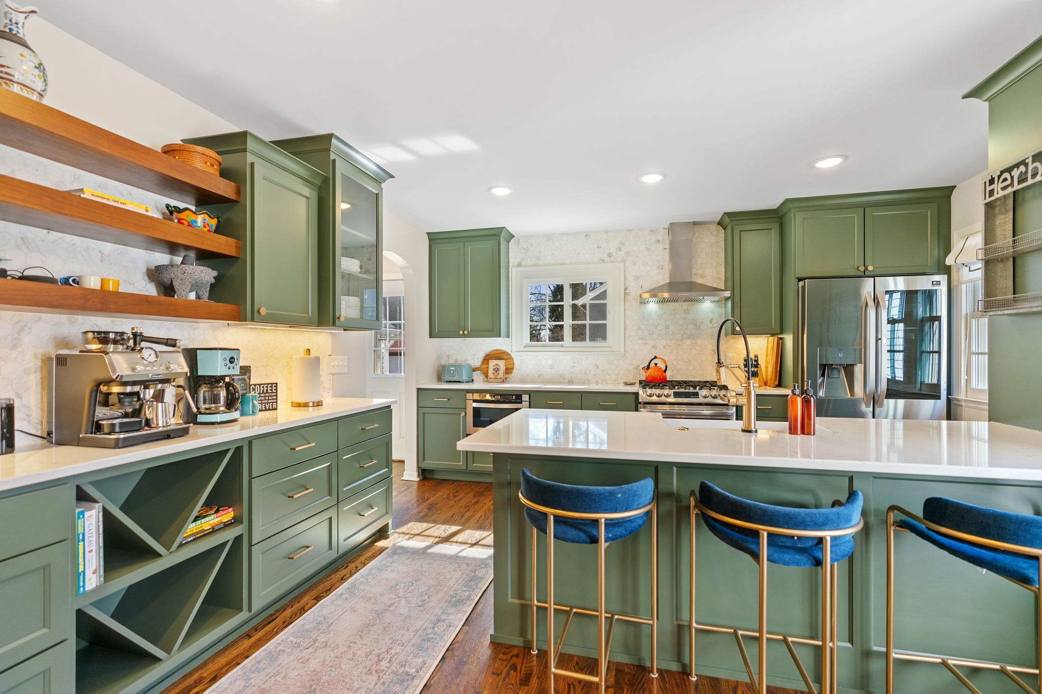 House (4 Bedrooms) | Property amenity