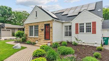 Maison (4 Bedrooms) | Extérieur