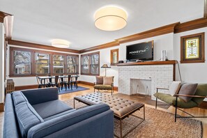 House (4 Bedrooms) | Property amenity - Colfax Commons (Minneapolis)