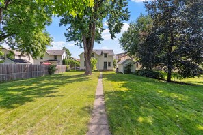 House (3 Bedrooms) | Property amenity - Chaska Charmer (Chaska)