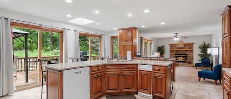 Ferienhaus (5 Bedrooms) | Eigene Küche | Mikrowelle, Ofen, Herdplatte, Geschirrspüler