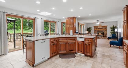 Ultimate Family Fun Escape