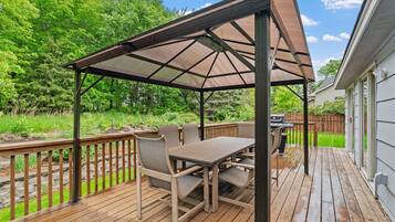 House (5 Bedrooms) | Property amenity