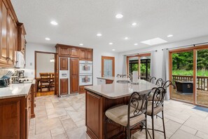 House (5 Bedrooms) | Property amenity - Ultimate Family Fun Escape (Champlin)