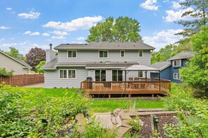 House (5 Bedrooms) | Property amenity
