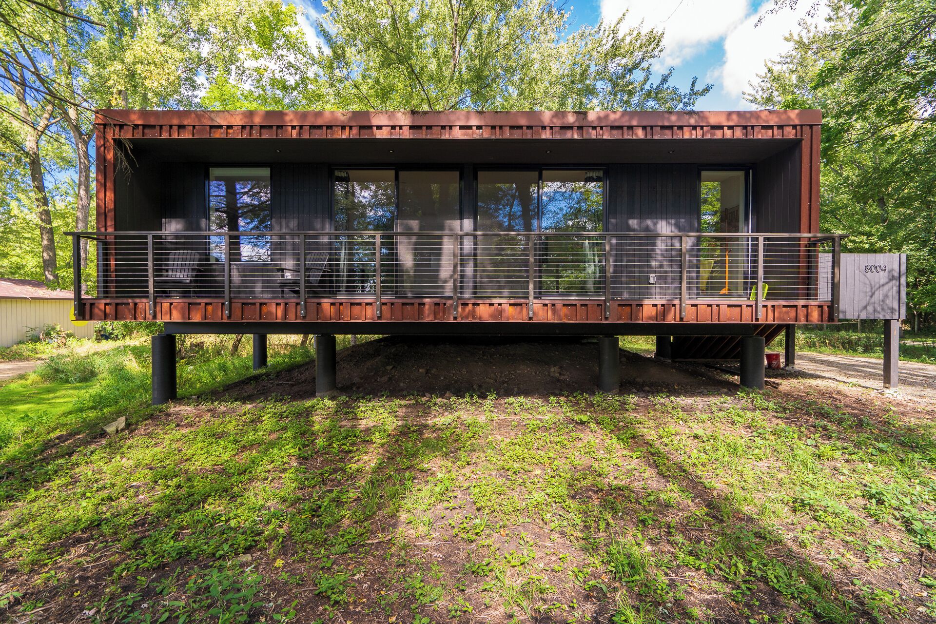 House (3 Bedrooms) | Property amenity