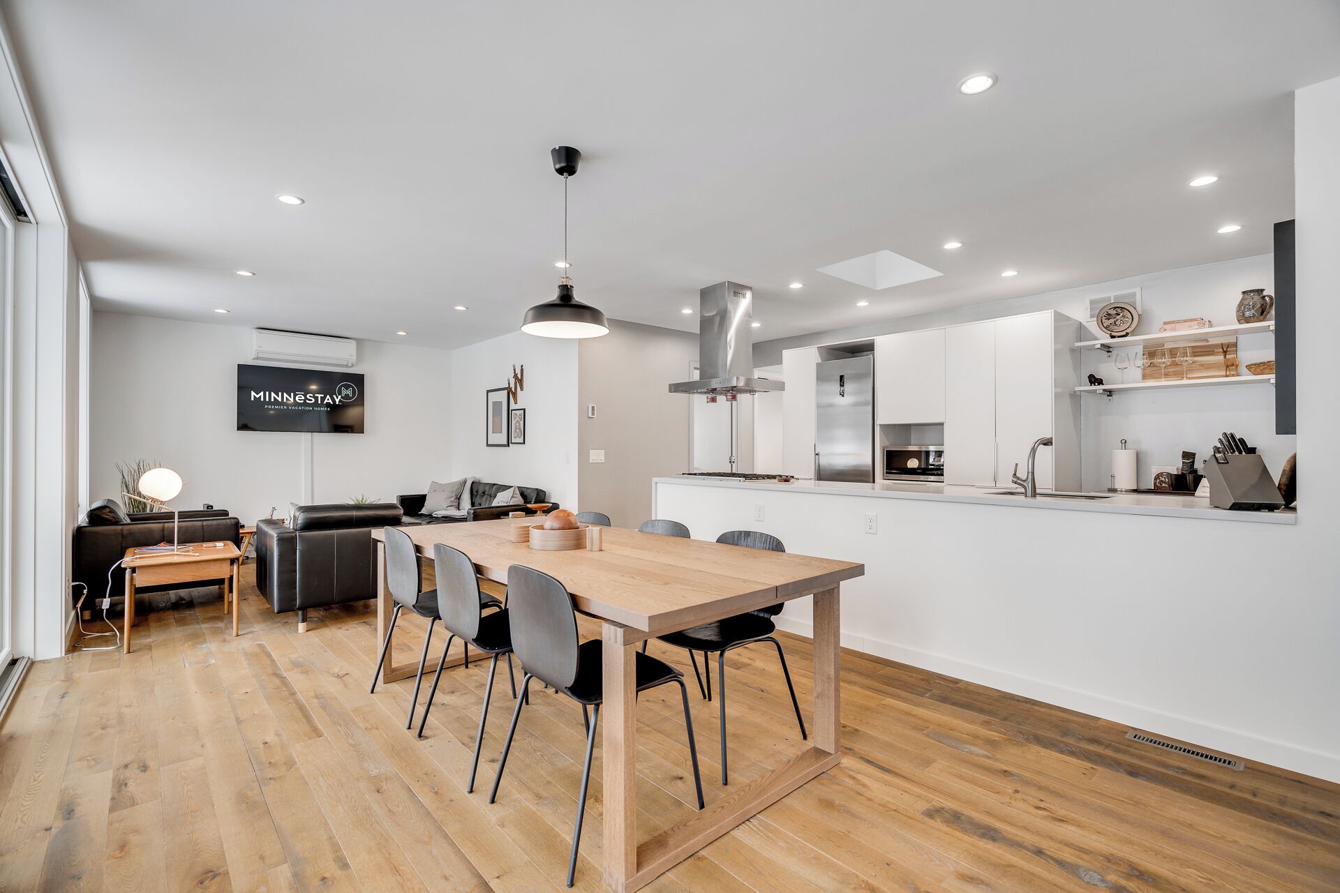 House (3 Bedrooms) | Property amenity