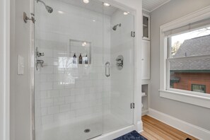 House (3 Bedrooms) | Property amenity
