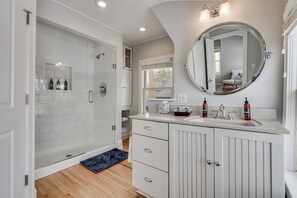 House (3 Bedrooms) | Property amenity
