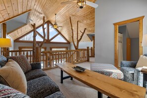 Villa (4 Bedrooms) | Property amenity - Maple Lake Chalet (Buffalo)