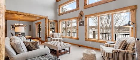 House (4 Bedrooms) | Front of property