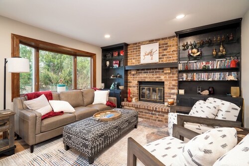 Creekside Lodge