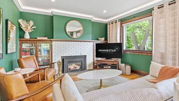 House (2 Bedrooms) | Front of property