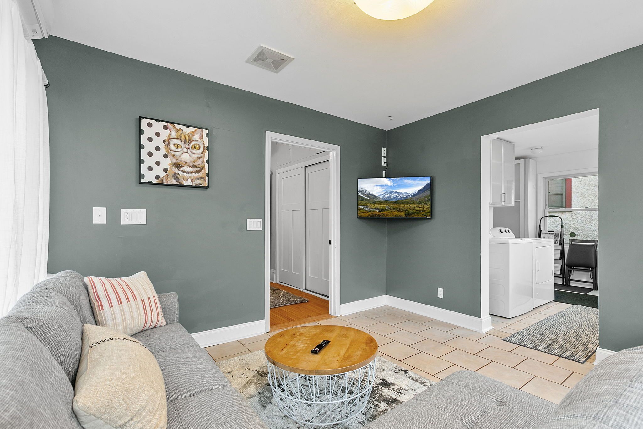 House (3 Bedrooms) | Property amenity