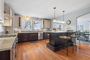 House (3 Bedrooms) | Property amenity
