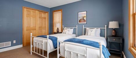 House (3 Bedrooms) | Property amenity