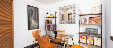 Casa (2 Bedrooms) | Servicio de la propiedad