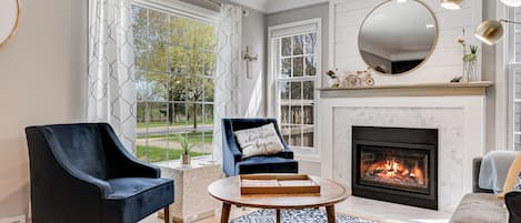 House (4 Bedrooms) | Front of property