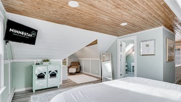 House (4 Bedrooms) | 4 bedrooms, laptop workspace, iron/ironing board, bed sheets