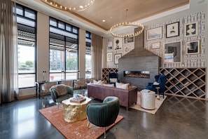 Apartment (0 Bedroom) | Property amenity - Sable 304 - Alcove (Minneapolis)