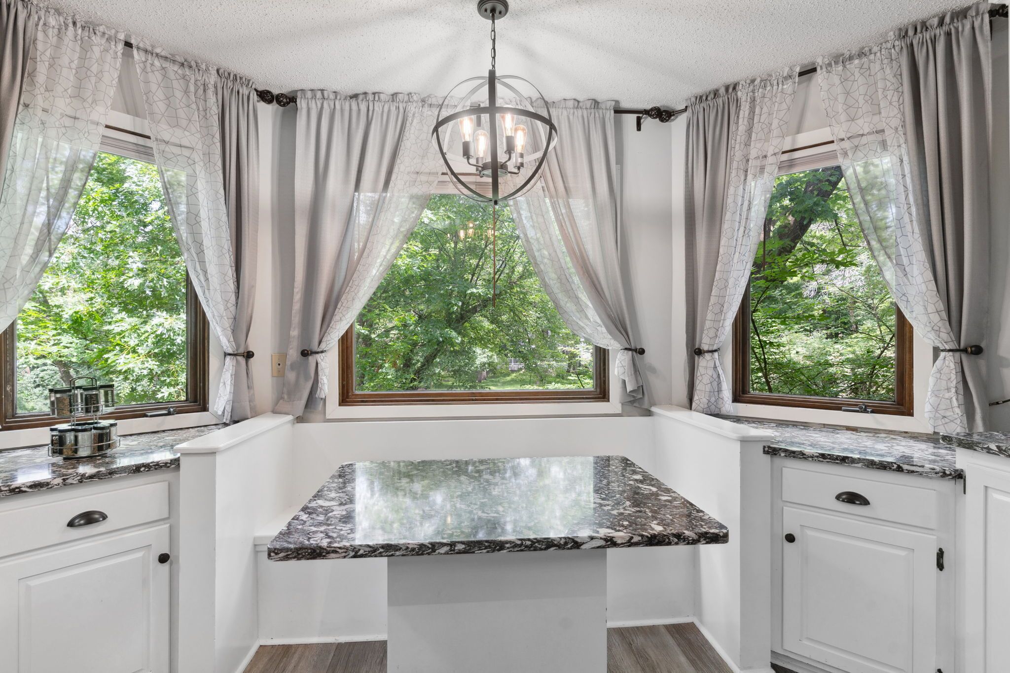 House (6 Bedrooms) | Property amenity