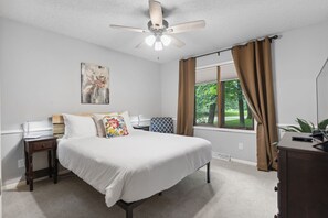 Casa (6 Bedrooms) | Servicio de la propiedad
