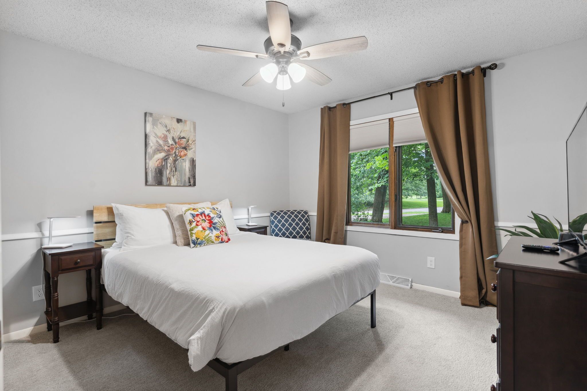 獨棟房屋 (6 Bedrooms) | 6 間臥室、筆電工作空間、熨斗/熨衣板、床單