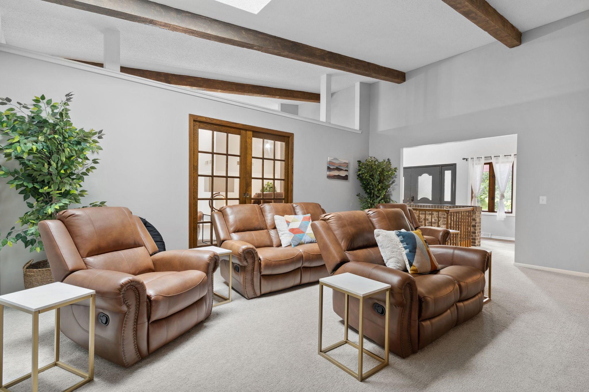 House (6 Bedrooms) | Property amenity
