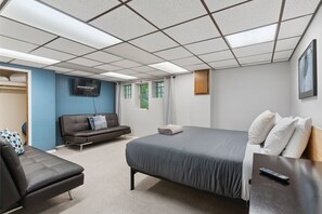 House (6 Bedrooms) | Property amenity
