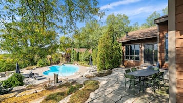 House (3 Bedrooms) | Property amenity