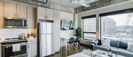 Íbúð (0 Bedroom) | Einkaeldhús | Örbylgjuofn, bakarofn, kaffikvörn