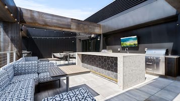 Apartment (0 Bedroom) | Terrace/patio