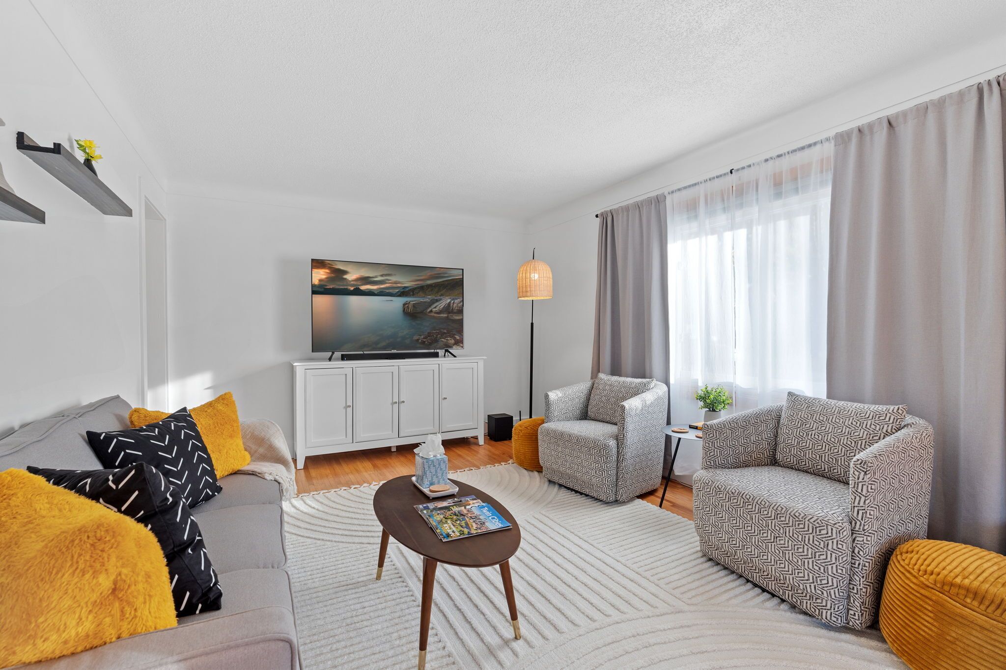 Casa (3 Bedrooms) | Servicio de la propiedad