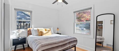 House (3 Bedrooms) | Property amenity