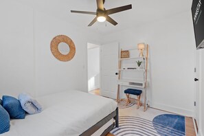 House (3 Bedrooms) | 3 bedrooms, laptop workspace, iron/ironing board, bed sheets