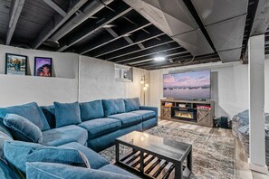 House (3 Bedrooms) | Property amenity - Red Maple (Minneapolis)