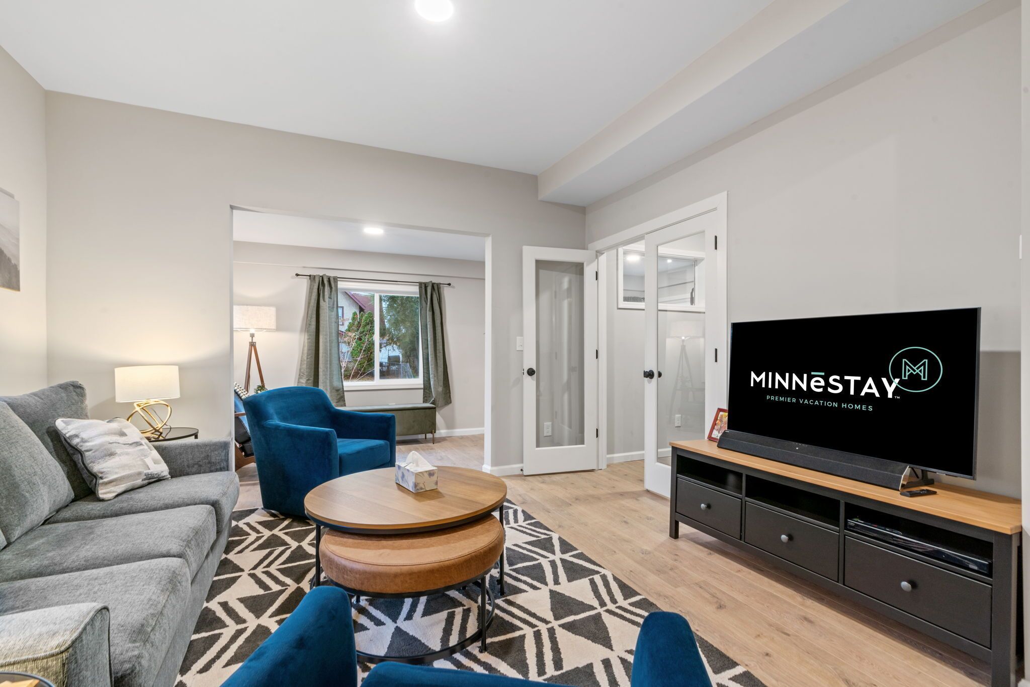 House (3 Bedrooms) | Living room | TV, video-game console, table tennis